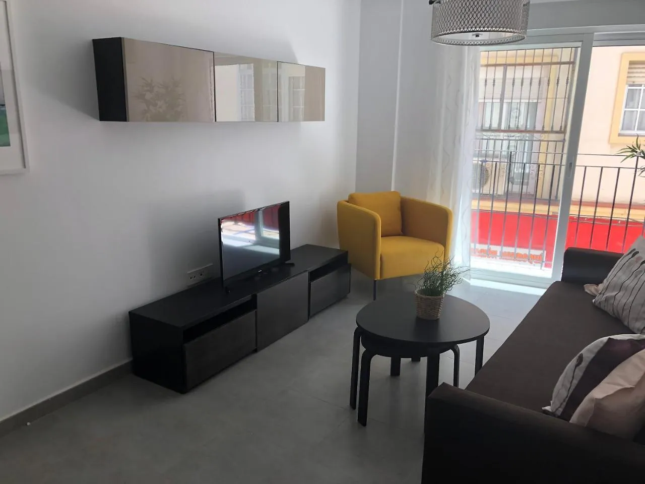 Málaga Apartamentos - Jinetes, 10