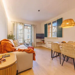 https://apt-bravissimo-catedral.catalonia-hotels.com